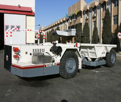 內(nèi)蒙古北方重工wc5ejb煤礦井下防爆工程自卸車和徐工祺龍系列6 4自卸車哪個好